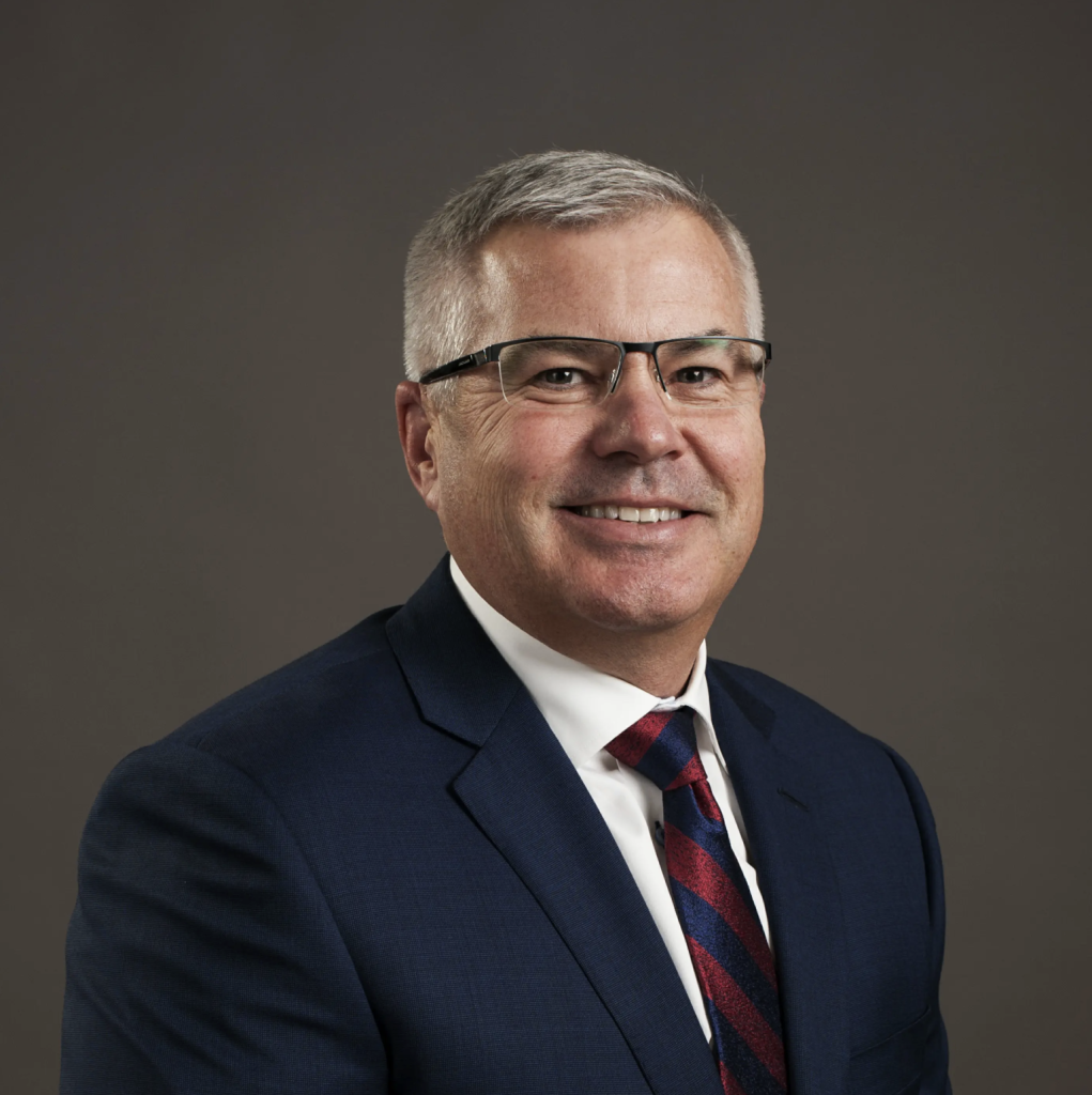 headshot of dean oconnor